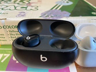 Beats Earbuds - Only One Bud