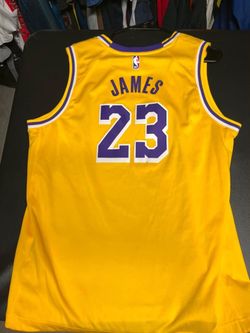 La lakers LeBron James size XL Nike men’s basketball jersey
