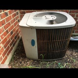 Carrier 38TH024300 Air Conditioner For Parts Or Repair 