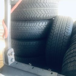 265 70 R 17 Dunlop Grandtrek AT20 Great Shape. Set 4. 2024.  $375