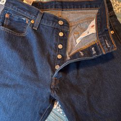 Levis 501 Button Fly Opening 31W  30L