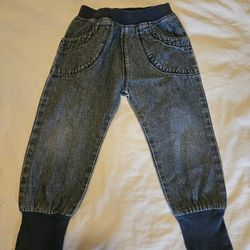 Tea Collection Toddler Jean Joggers
Size 3T
