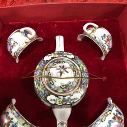 Teacups Set