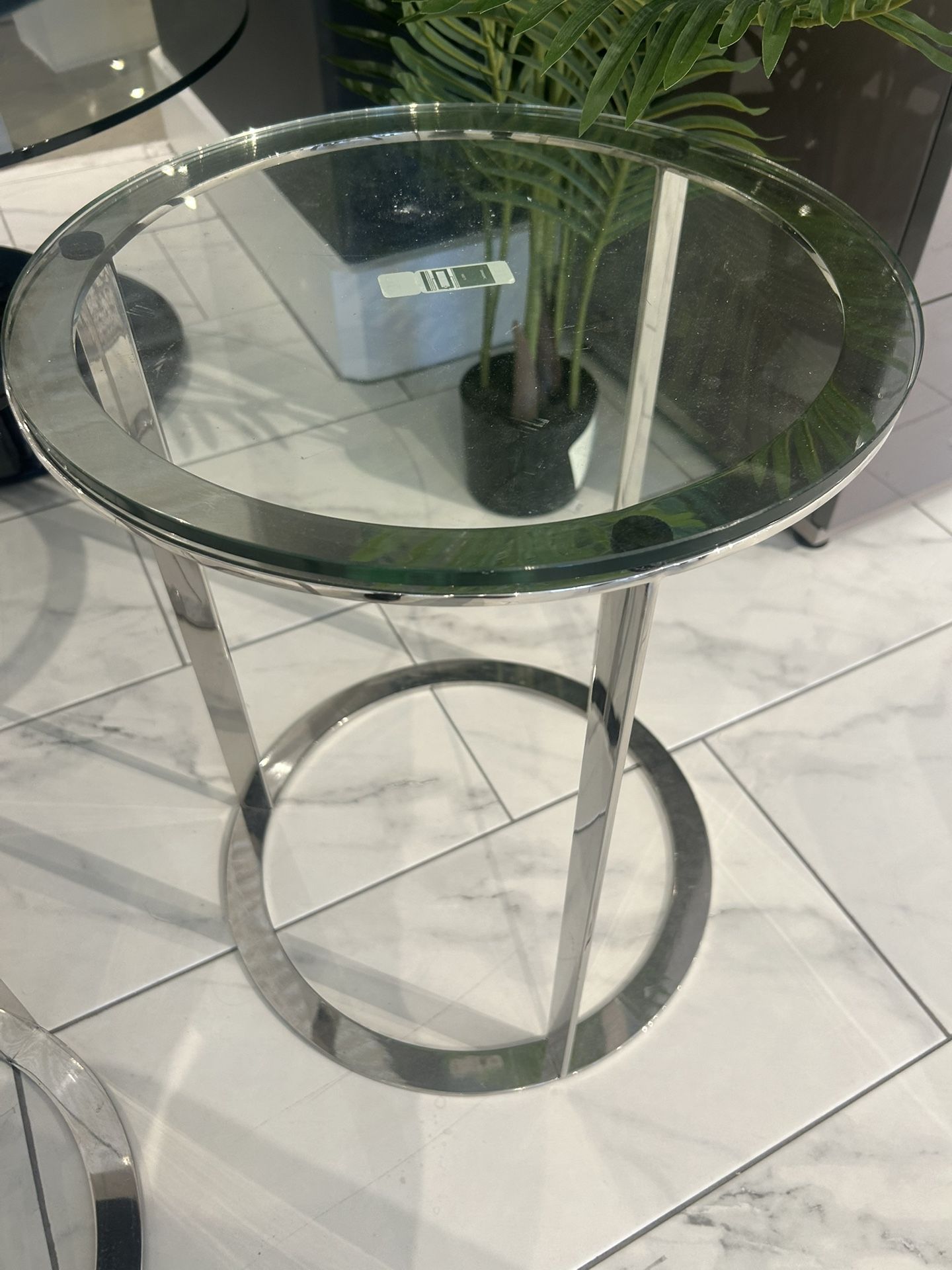 2 end tables & coffee table