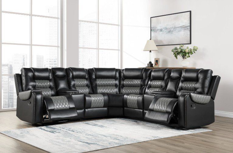 Luxurious Sectional with Power Ports & Recliners – Stylish & Functional