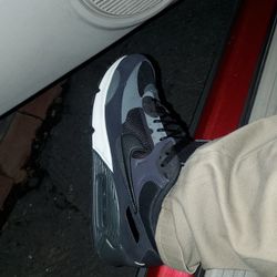 Womens Size 11.5 AirMax 90 Futura 