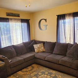 DARK BLUE SECTIONAL W OTTOMAN 