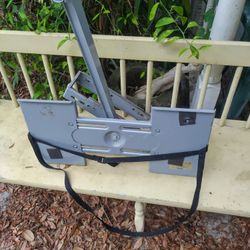 Metal Adjustable TV Wall Mount Bracket 