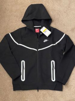 Nike tech reflective