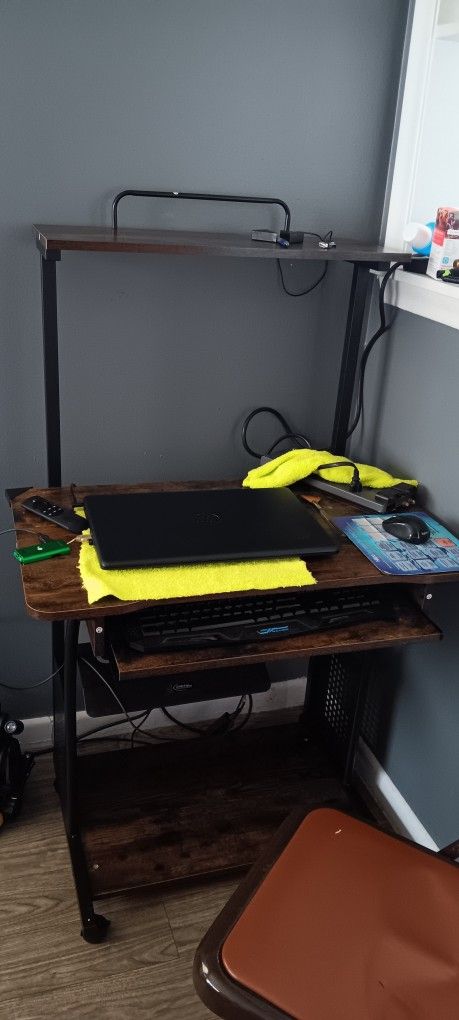 $35 Computer Desk