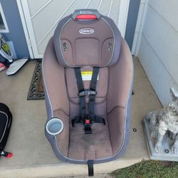 Graco Convertible car seat!