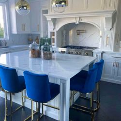 Bar Stools New in Original Packagings Set of 4 Beautiful Mid-Century Modern Design Navy Blue Velvet.