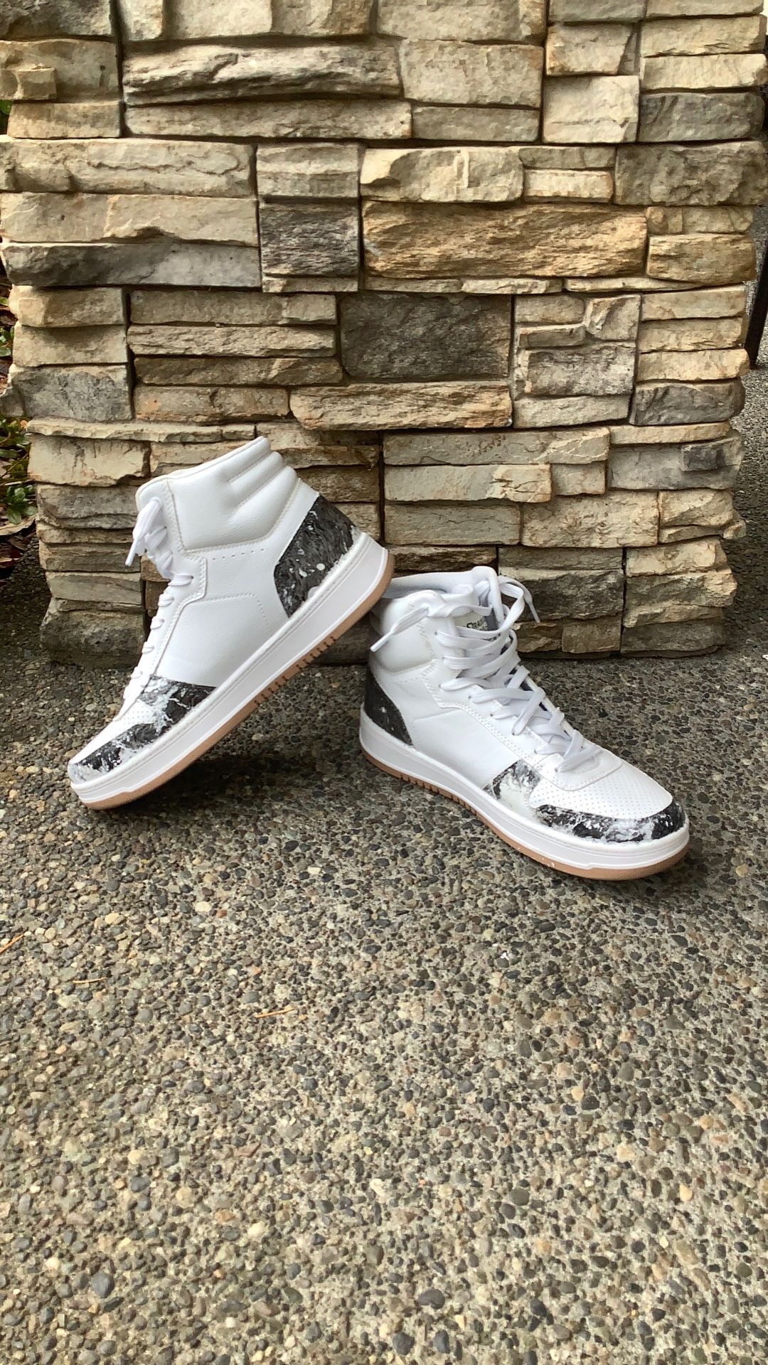 Hydro Dipped High Topped Levi’s 