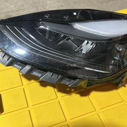 2021-2023 TESLA MODEL 3 Y HEADLIGHT MATRIX DRIVER SIDE 1514952-00-C OEM 