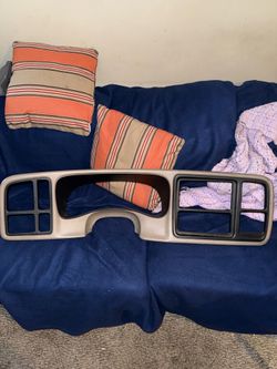 2003 suburban dash