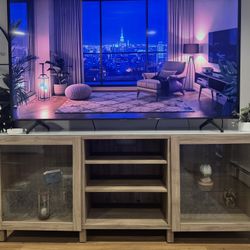 72” Samsung 4K HDTV  And TV stand 