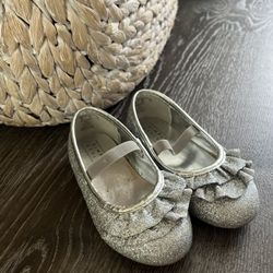 Silver Sparkly Flats For Little Girls Size 8c