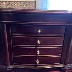 Tabletop Jewelry Armoire