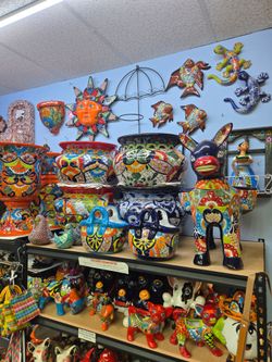 💥Maceta y decoraciones de Talavera 💥 PRECIO VARIA. 12031 Firestone Blvd Norwalk CA 90650.