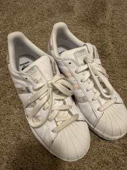 Girls Adidas Superstar J