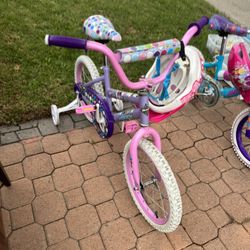 Huffy Girls Bike with Training Wheels – Great Condition
