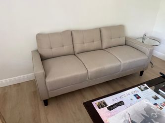 Brand New Sofa in Box 📦 / Sofa Nuevo a Estrenar en su caja… Fast delivery 🚚 e