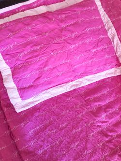 Girls Twin Embroidered Quilt