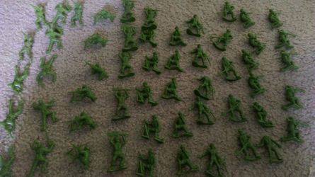 Toy story green army men lot of 54
