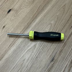 Snap-On Ratcheting Screwdriver