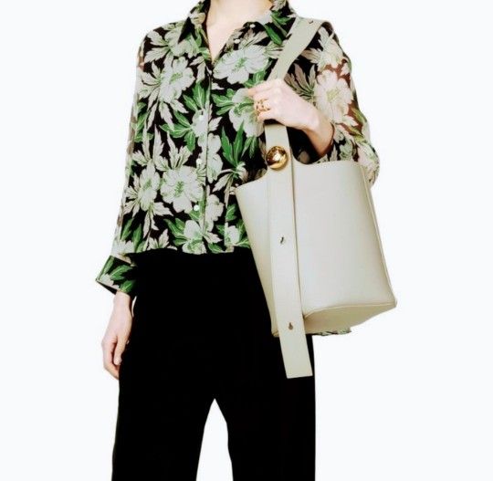 Cream Genuine Leather Loewe Pebble Shoulder