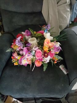 Large beautiful table ornament for Easter