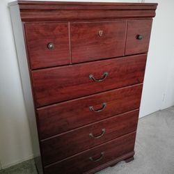 Drawer Dresser