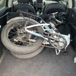 Quick Sale, BIG discounted Lectric Foldable E-Bike 1,000 Miles