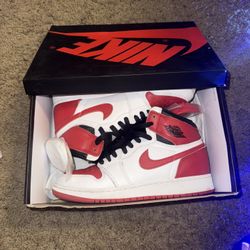 Nike Air Jordan 1 Retro High OG White Red Sneakers in Box