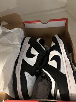 Nike Dunk Low Panda Women Size 7.5