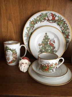‘FITZ &Floyd Saint Nicholas Christmas Dishes Set Service For 12