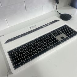 Apple Magic Keyboard W/ Touch ID