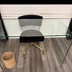 Glass Desk Very Heavy Like New