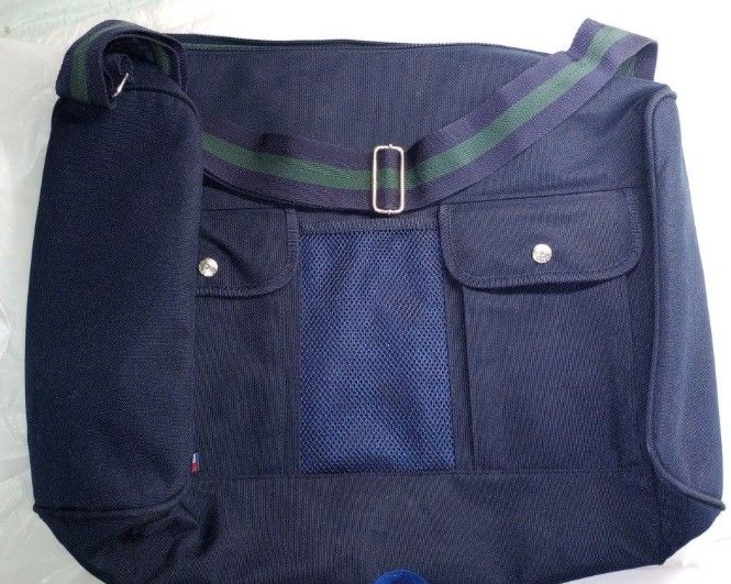 TOMMY DUFFLE BAG