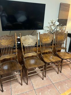 Set of 4 Vintage Oak Wood Grain Dining Chairs for Adults 43"H 18"W 17"L