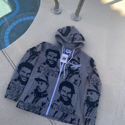 Asaali Hoodie Size XL 