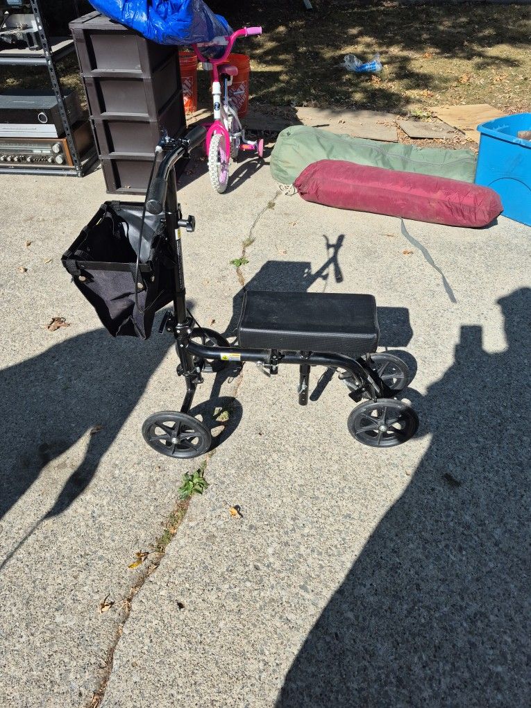 Knee Scooter 