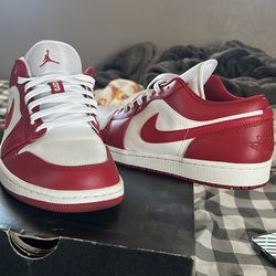 Air Jordan 1 Low (Gym Red)