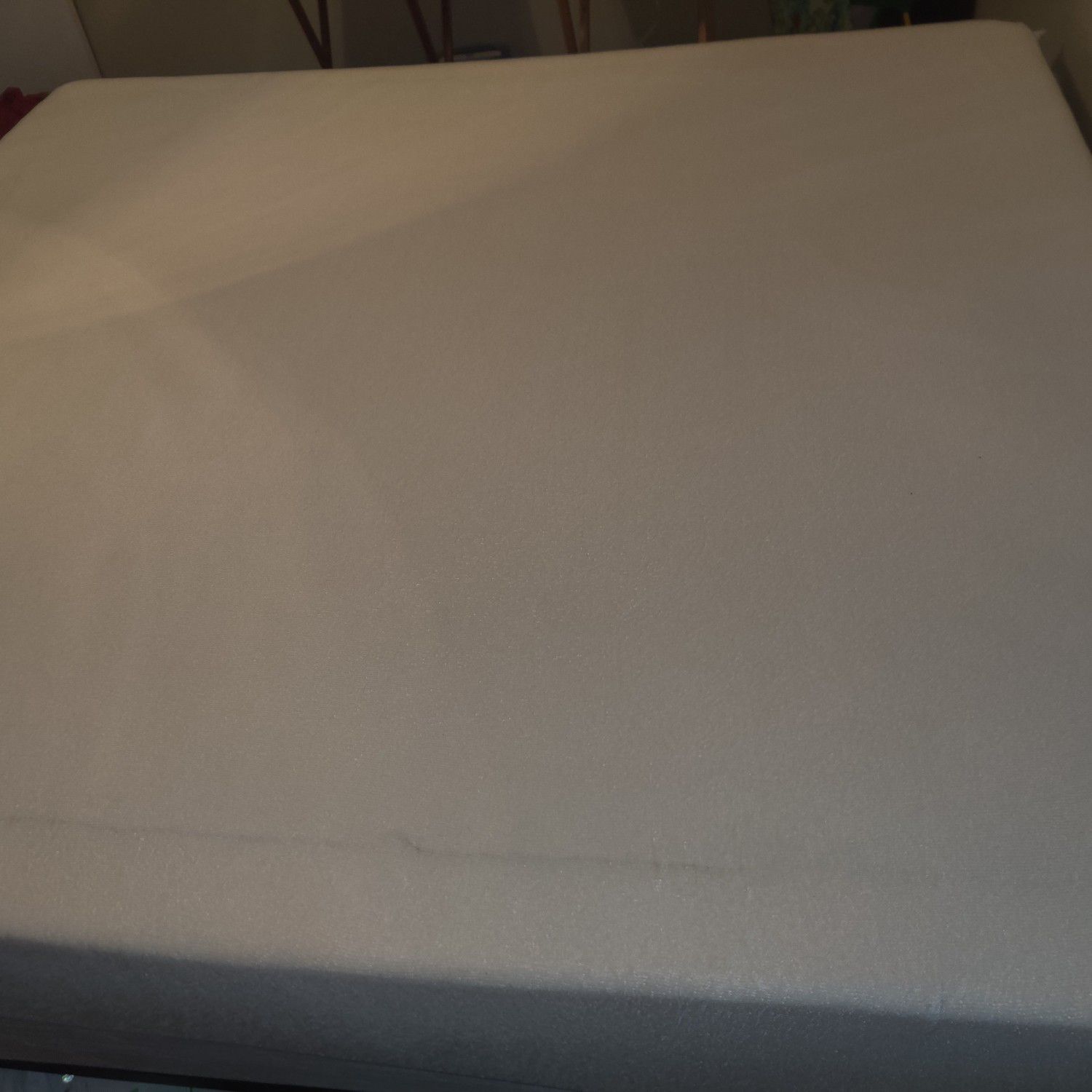 King size memory foam mattress less than a yr old box springs and frame
