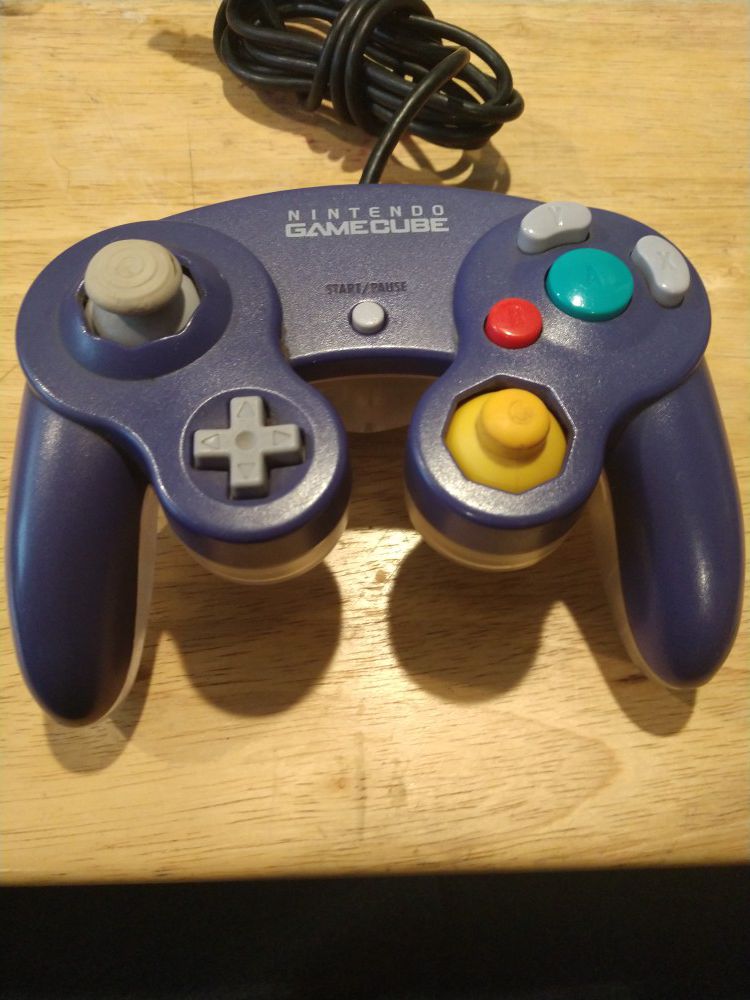 Nintendo Gamecube Controller Purple/Clear