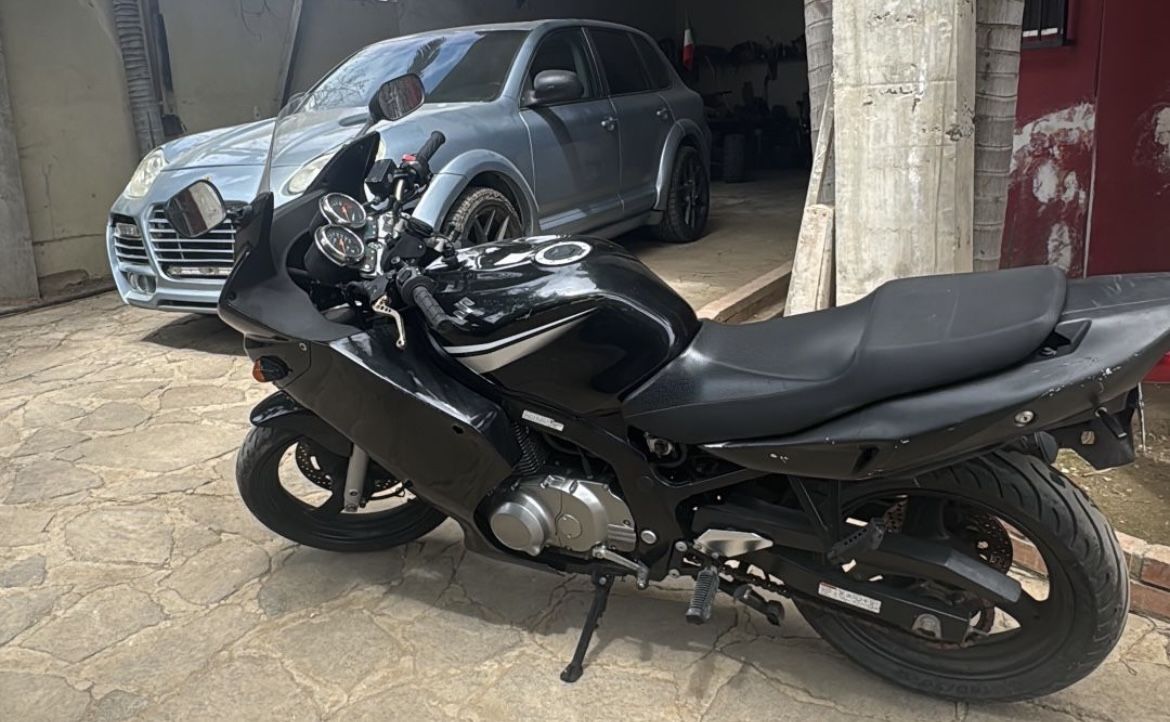 2006 suzuki gs500