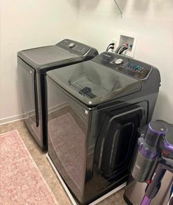 Washer and dryer set