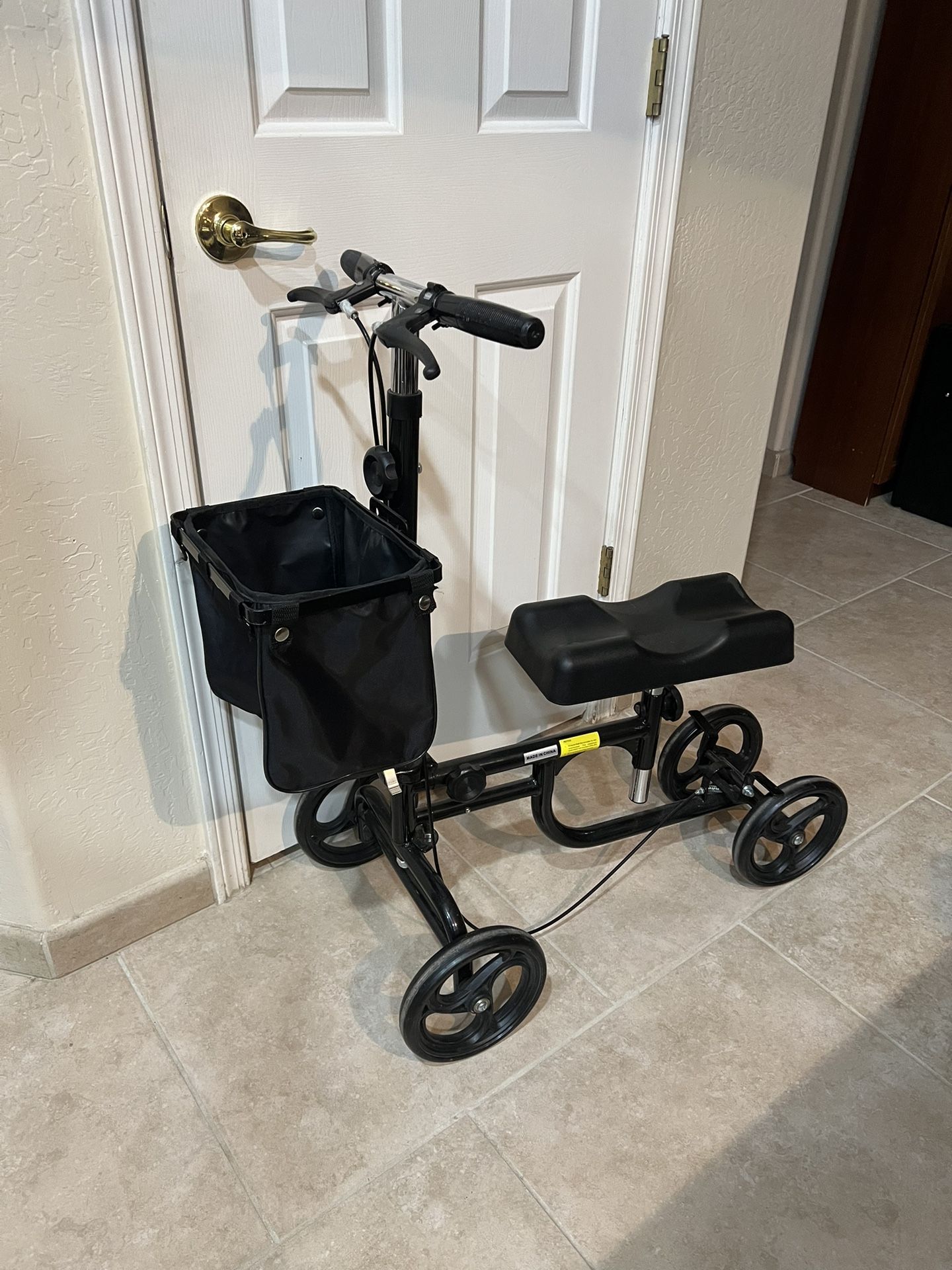 Knee Scooter