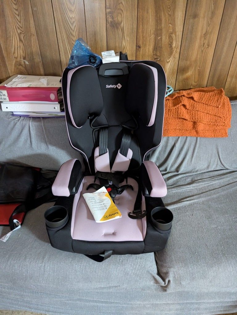New WOB - Child safety seat
