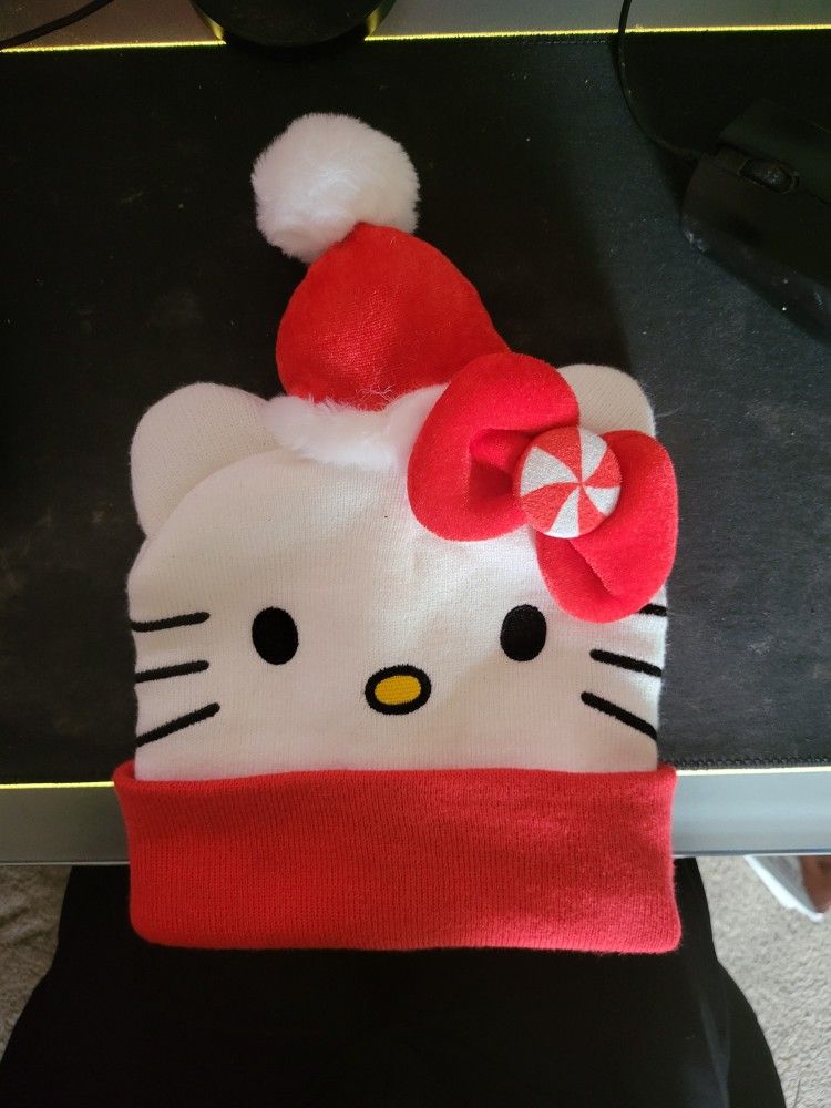 Hello Kitty Christmas Beanie
